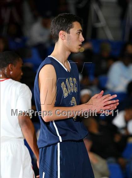 Thumbnail 3 in St. John Bosco vs. Serra (Windward Classic) photogallery.