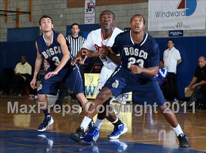 Thumbnail 2 in St. John Bosco vs. Serra (Windward Classic) photogallery.