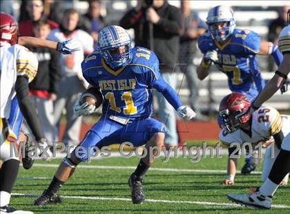 Thumbnail 3 in Sachem East @ West Islip photogallery.