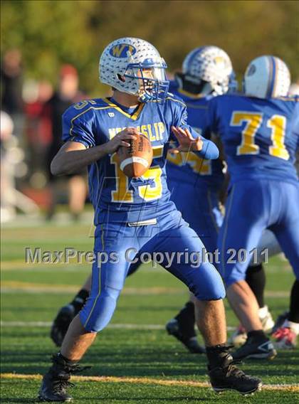 Thumbnail 3 in Sachem East @ West Islip photogallery.