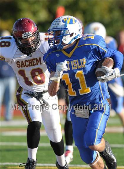 Thumbnail 3 in Sachem East @ West Islip photogallery.