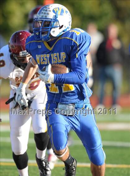 Thumbnail 1 in Sachem East @ West Islip photogallery.