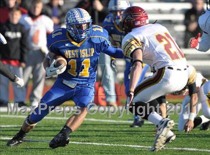 Thumbnail 1 in Sachem East @ West Islip photogallery.