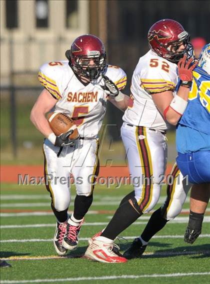 Thumbnail 1 in Sachem East @ West Islip photogallery.