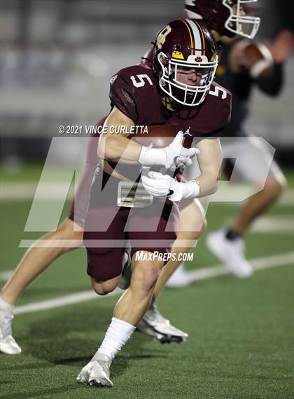 Thumbnail 3 in Georgetown @ Dripping Springs (UIL 5A Bi-District Playoff) photogallery.