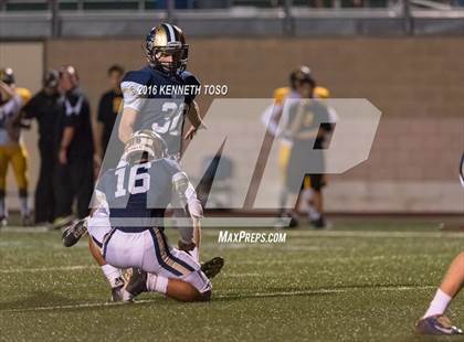 Thumbnail 2 in Brennan vs. O'Connor photogallery.