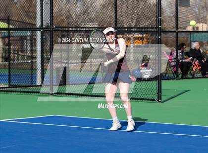 Thumbnail 3 in Columbine vs Dakota Ridge photogallery.