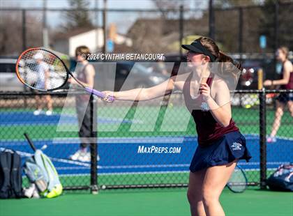 Thumbnail 3 in Columbine vs Dakota Ridge photogallery.