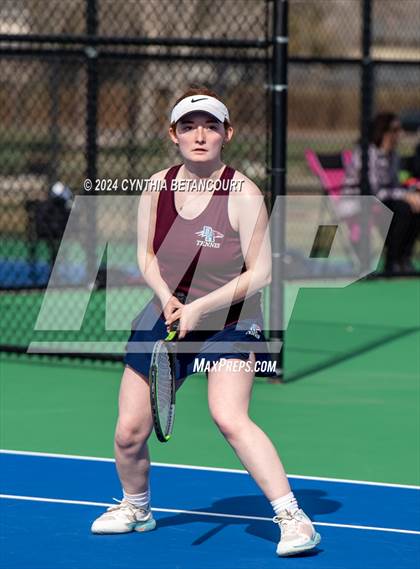 Thumbnail 1 in Columbine vs Dakota Ridge photogallery.