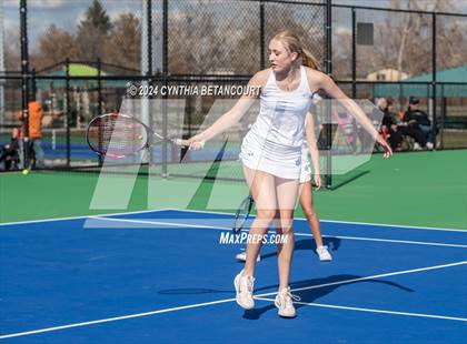 Thumbnail 3 in Columbine vs Dakota Ridge photogallery.