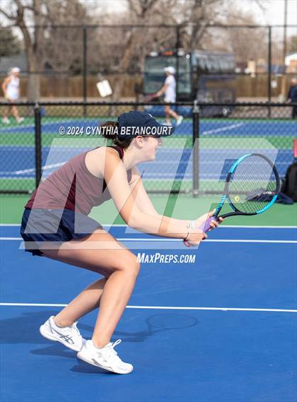 Thumbnail 2 in Columbine vs Dakota Ridge photogallery.