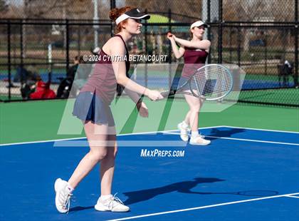 Thumbnail 1 in Columbine vs Dakota Ridge photogallery.