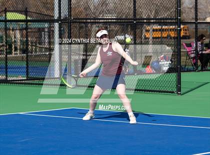 Thumbnail 3 in Columbine vs Dakota Ridge photogallery.