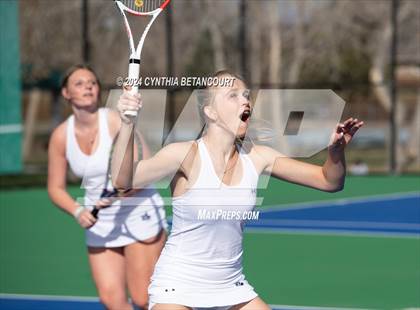 Thumbnail 3 in Columbine vs Dakota Ridge photogallery.