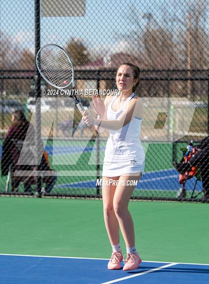 Thumbnail 3 in Columbine vs Dakota Ridge photogallery.
