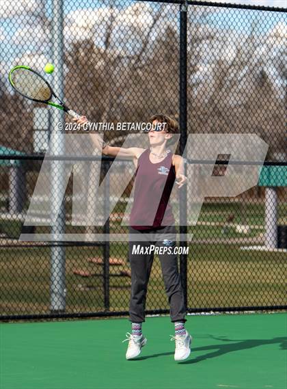 Thumbnail 1 in Columbine vs Dakota Ridge photogallery.