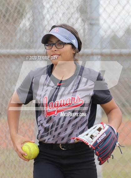 Thumbnail 3 in Sunrise Mountain vs Boulder Creek photogallery.