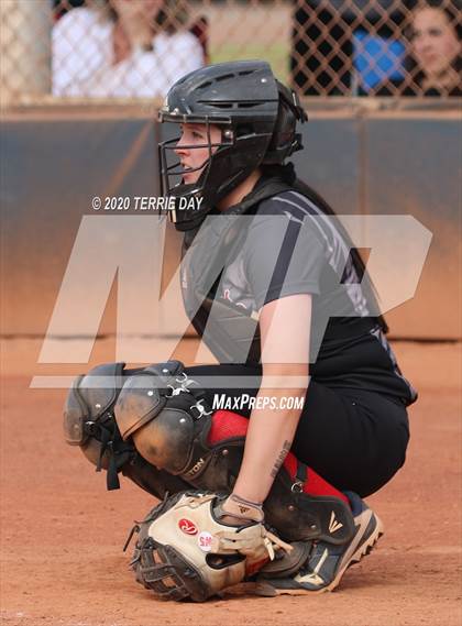 Thumbnail 3 in Sunrise Mountain vs Boulder Creek photogallery.