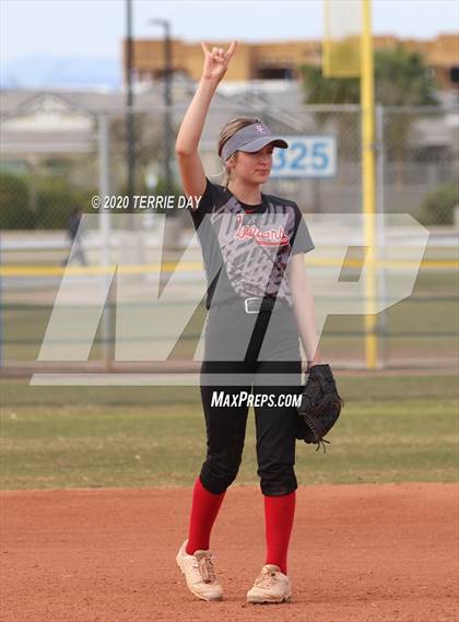 Thumbnail 2 in Sunrise Mountain vs Boulder Creek photogallery.