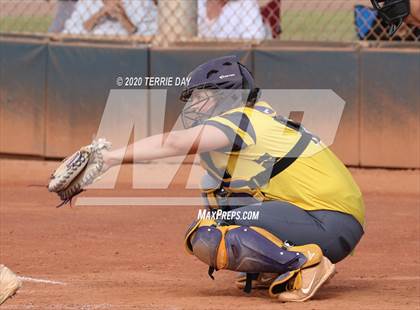 Thumbnail 3 in Sunrise Mountain vs Boulder Creek photogallery.