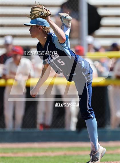 Thumbnail 1 in Regis Jesuit vs. Valor Christian (CHSAA 5A State - 2nd Round) photogallery.
