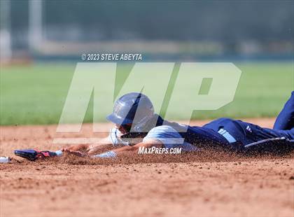 Thumbnail 2 in Regis Jesuit vs. Valor Christian (CHSAA 5A State - 2nd Round) photogallery.