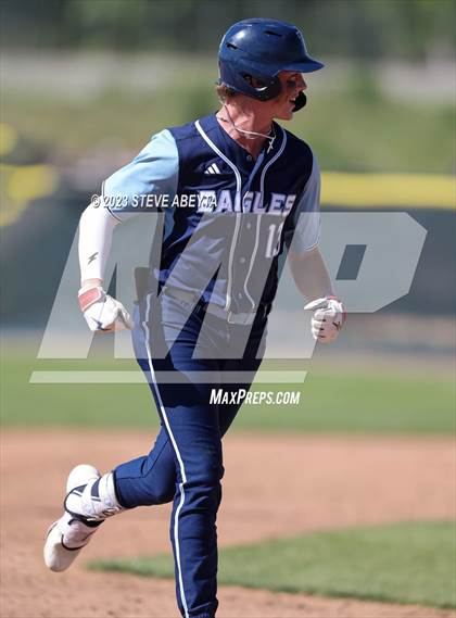 Thumbnail 1 in Regis Jesuit vs. Valor Christian (CHSAA 5A State - 2nd Round) photogallery.