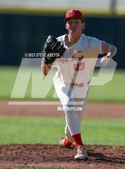 Thumbnail 1 in Regis Jesuit vs. Valor Christian (CHSAA 5A State - 2nd Round) photogallery.