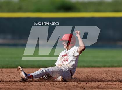 Thumbnail 2 in Regis Jesuit vs. Valor Christian (CHSAA 5A State - 2nd Round) photogallery.