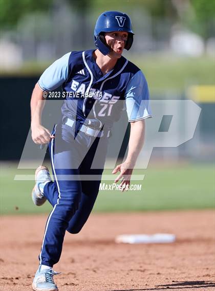 Thumbnail 1 in Regis Jesuit vs. Valor Christian (CHSAA 5A State - 2nd Round) photogallery.