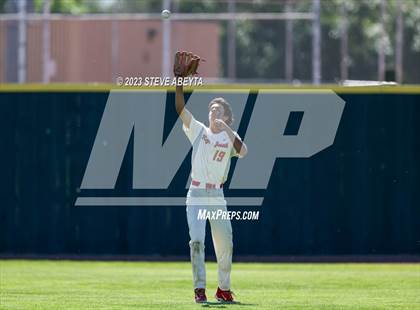 Thumbnail 2 in Regis Jesuit vs. Valor Christian (CHSAA 5A State - 2nd Round) photogallery.