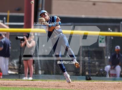 Thumbnail 3 in Regis Jesuit vs. Valor Christian (CHSAA 5A State - 2nd Round) photogallery.