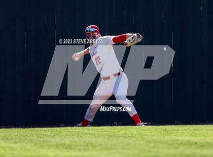 Thumbnail 1 in Regis Jesuit vs. Valor Christian (CHSAA 5A State - 2nd Round) photogallery.