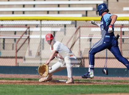 Thumbnail 2 in Regis Jesuit vs. Valor Christian (CHSAA 5A State - 2nd Round) photogallery.