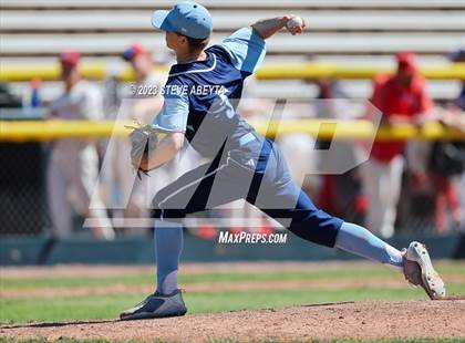 Thumbnail 1 in Regis Jesuit vs. Valor Christian (CHSAA 5A State - 2nd Round) photogallery.