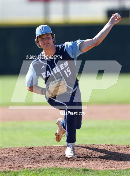 Thumbnail 2 in Regis Jesuit vs. Valor Christian (CHSAA 5A State - 2nd Round) photogallery.
