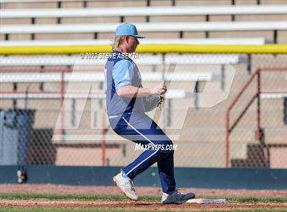 Thumbnail 3 in Regis Jesuit vs. Valor Christian (CHSAA 5A State - 2nd Round) photogallery.