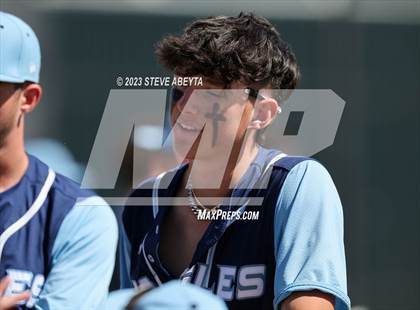 Thumbnail 3 in Regis Jesuit vs. Valor Christian (CHSAA 5A State - 2nd Round) photogallery.