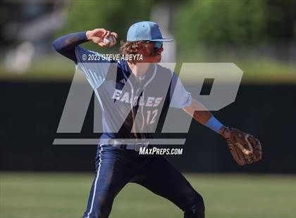 Thumbnail 1 in Regis Jesuit vs. Valor Christian (CHSAA 5A State - 2nd Round) photogallery.