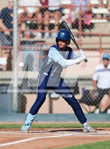 Thumbnail 2 in Regis Jesuit vs. Valor Christian (CHSAA 5A State - 2nd Round) photogallery.