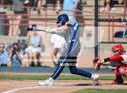 Thumbnail 3 in Regis Jesuit vs. Valor Christian (CHSAA 5A State - 2nd Round) photogallery.