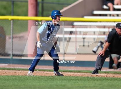 Thumbnail 1 in Regis Jesuit vs. Valor Christian (CHSAA 5A State - 2nd Round) photogallery.