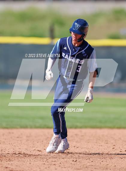 Thumbnail 3 in Regis Jesuit vs. Valor Christian (CHSAA 5A State - 2nd Round) photogallery.