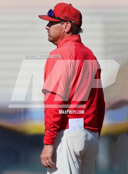 Thumbnail 1 in Regis Jesuit vs. Valor Christian (CHSAA 5A State - 2nd Round) photogallery.