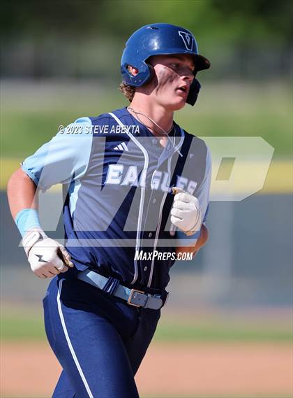 Thumbnail 2 in Regis Jesuit vs. Valor Christian (CHSAA 5A State - 2nd Round) photogallery.