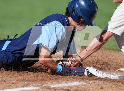 Thumbnail 1 in Regis Jesuit vs. Valor Christian (CHSAA 5A State - 2nd Round) photogallery.
