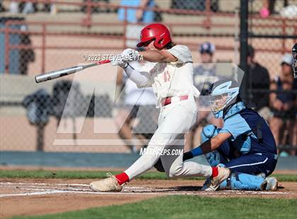 Thumbnail 2 in Regis Jesuit vs. Valor Christian (CHSAA 5A State - 2nd Round) photogallery.