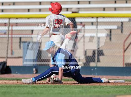 Thumbnail 1 in Regis Jesuit vs. Valor Christian (CHSAA 5A State - 2nd Round) photogallery.
