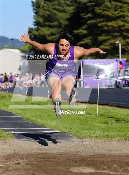 Thumbnail 1 in JV: Jesuit @ Sunset (Long Jump) photogallery.