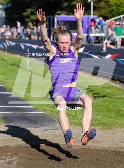 Thumbnail 3 in JV: Jesuit @ Sunset (Long Jump) photogallery.